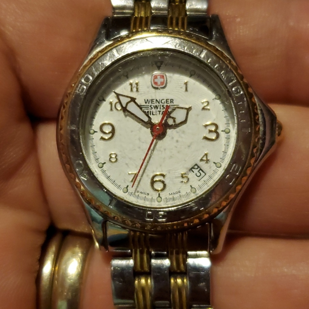 Wenger Ladies Swiss Military Avalanche Watch